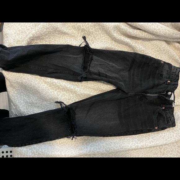 ZARA RIPPED MOM JEAN - Picture 5 of 6